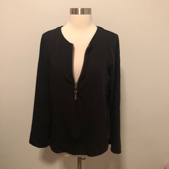 Express Top - Picture 2 of 7